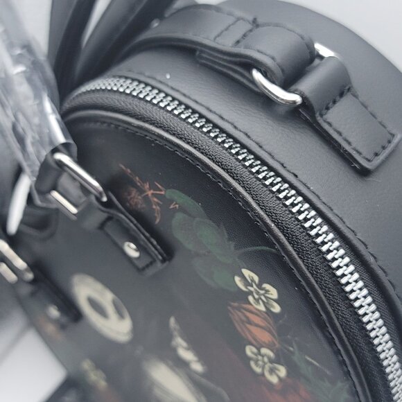 Hot Topic Sally and Jack Heart Shape Cross body Bag (NWT) - Picture 3 of 10